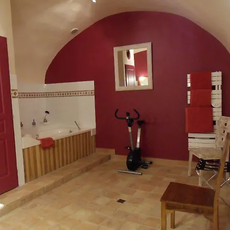 Domaine De L'olibaou Bed & Breakfast 2*